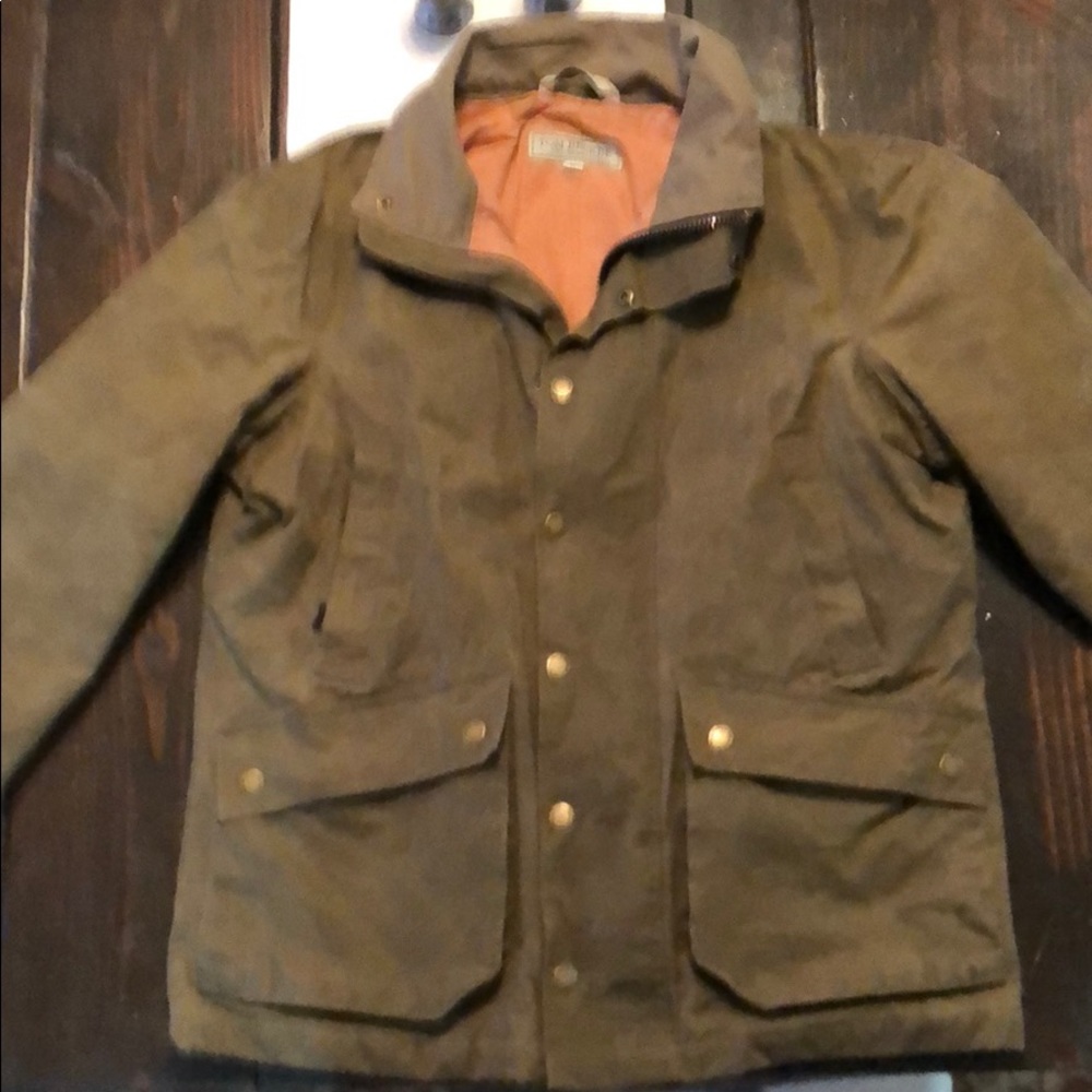 Tom Beckbe coat